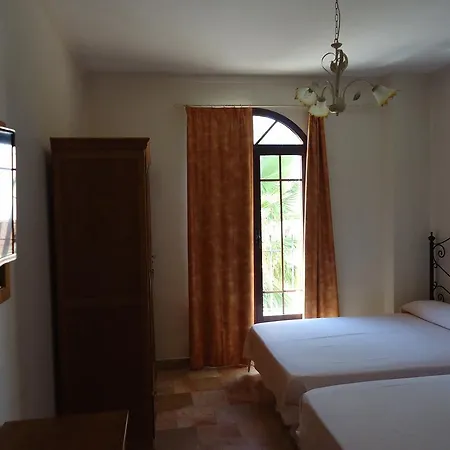 Hotel Antequera Rural Fortes La Nuit